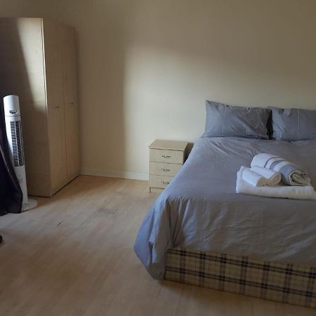 Blackberry Rooms Self-Catering Саутхамптън Екстериор снимка