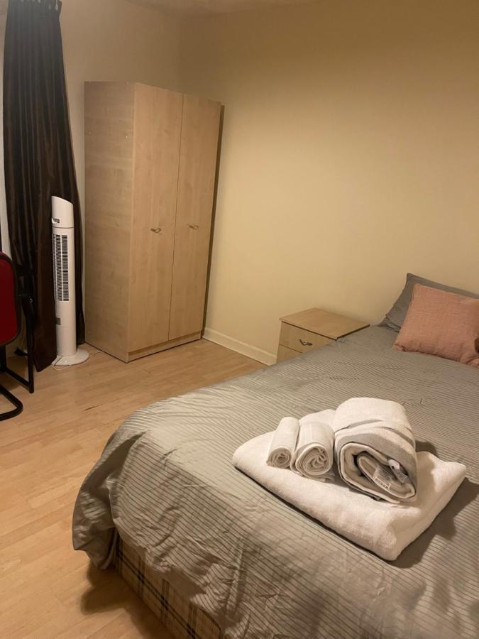 Blackberry Rooms Self-Catering Саутхамптън Екстериор снимка
